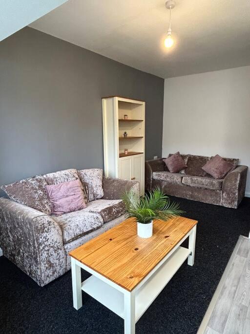 Two Bedroom Apartment Room 18 Stockton-on-Tees Ngoại thất bức ảnh