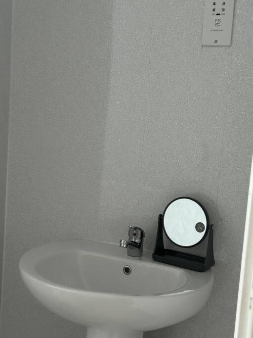 Two Bedroom Apartment Room 18 Stockton-on-Tees Ngoại thất bức ảnh